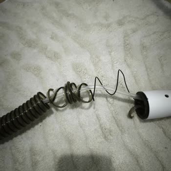 Kiwi Yıkama Hortumu Yerinden Koparak Kullanılamaz Hale Geldi