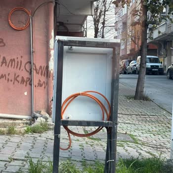 Sultangazi'de Fiber Altyapı Çekilmemesi Ve Uzun Süreli Mağduriyet