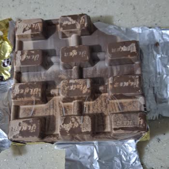 Ülker Sütlü Çikolata Bozulmuş, Şikayete Cevap Vermiyor