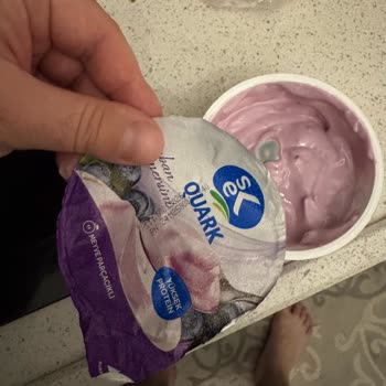 Migros Sek Meyveli Quark’ta Küflenme: Çocuğumun Sağlığı Risk Altında