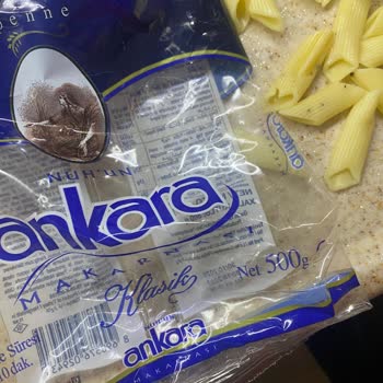 Son Kullanma Tarihi Geçmemiş Kalem Makarna Paketi Küflü Çıktı