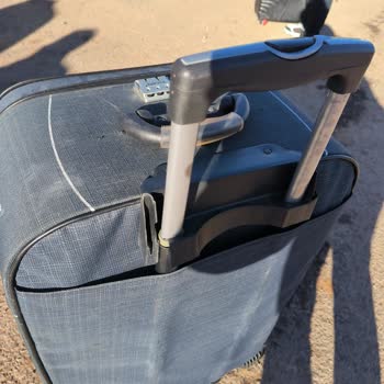 Şırnak Havalimanı'nda Valizim Hasar Gördü, Ajet Havayolu'na Tazminat Talebi