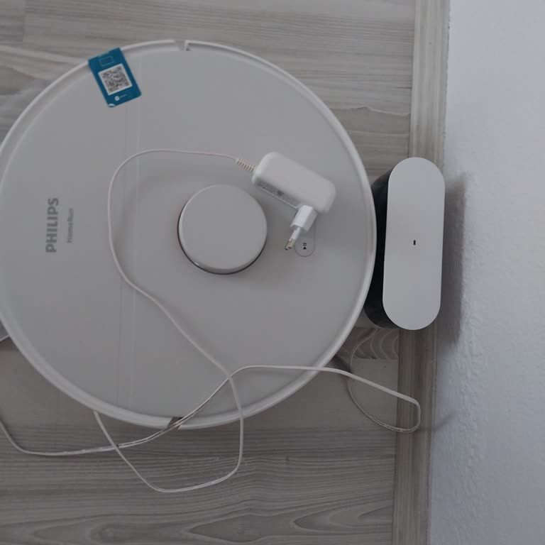 Ana Fırça Hatası Ve Harita Sorunu Nedeniyle Değişim Talep Eden Philips 2000 Homerun Robot Süpürge