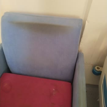 Ege Üniversitesi Çocuk Göğüs Servisinde Hijyen Ve Bozuk Yataklar Nedeniyle Acil Sağlık Riski