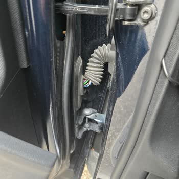 Citroen C5 Aircross Kapı İçindeki Plastik Körükte Üretim Hatası İddiası Ve Garanti Dışı Red