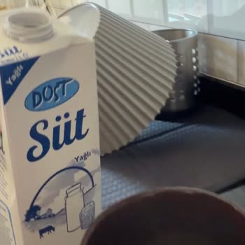 BİM Beylikdüzü Şubesinde Son Kullanma Tarihi Geçmemiş Dost Sütü Bozuk Çıktı