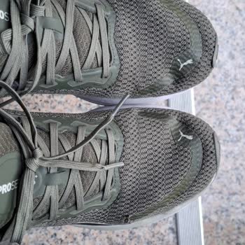 Puma Scend Pro Ayakkabısında Üretim Kusuru: Ön Burun Bölgesinde Simetrik Yırtılma