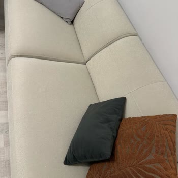 Sürekli Kumaş Deformasyonu Nedeniyle Agata Koltuk Takımının Değişim Talebi