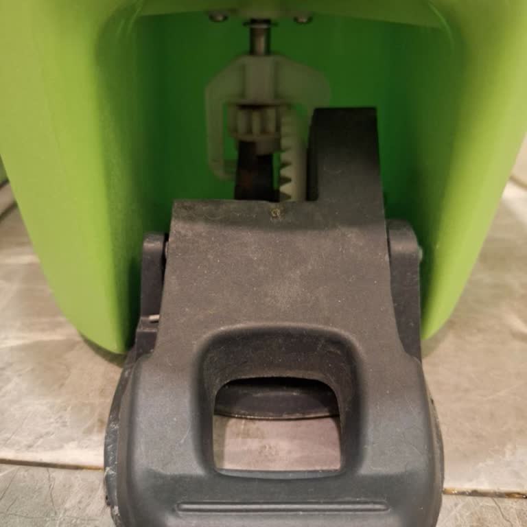 Vileda Pedal Parçasının Arızası Ve Bilgi Eksikliği