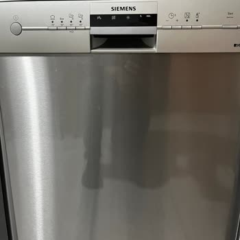 Siemens Bulaşık Makinesi Kapak Çatlaması 4 Yıllık Garanti Dışı Ve Ücretsiz Onarım Talebi