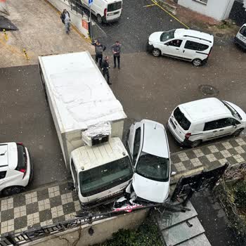 Maltepe Migros’ta Eğimli Mal Kabul Alanı Hayati Güvenlik Riski