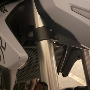 Suzuki GSX-8S Boya Soyulması Garantili Parça Değişimi Talebi