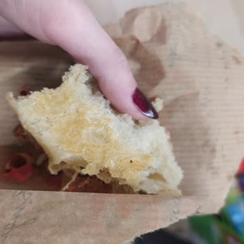 Fırın Reyonunda Kıl Tespit Edildi, İade Reddi Mağduriyet Yarattı