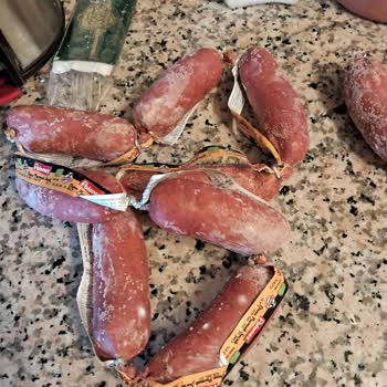 Migros Sanal Market'te Son Kullanma Tarihli Sucukların Küflenmesi Ve İade Reddi