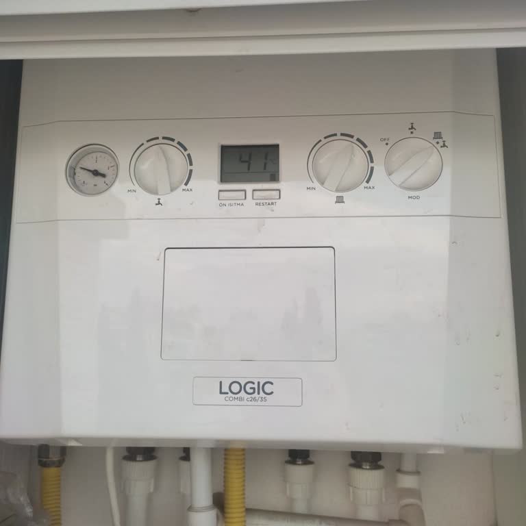 Kombi Arızası İçin Uzun Bekleyiş Ve Yetkili Servisin Cevapsızlığı