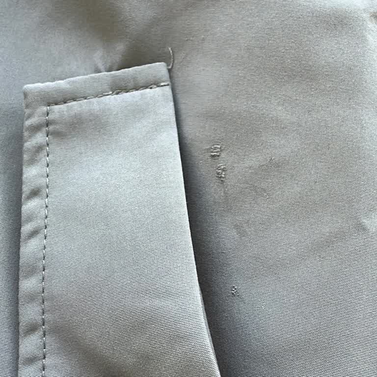 Manuka Trençkotta Yırtık Ve İade Talebine Cevap Yok