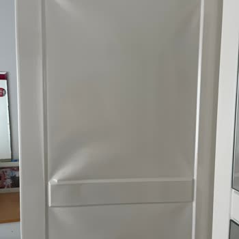 Evkur'dan Aldığım Gardırop Kapakları Muşamba Kaplamalı Çıktı, Kabarıyor Ve İade Talep Ediyorum