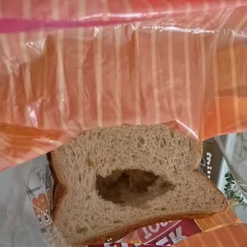 UNO Super Tost Ekmeğinde Eksik Dilimler Ve Bozuk Paketleme