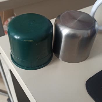 Stanley Stenley Termosunun Kapak Ayrılması Ve Renk Solması Hayal Kırıklığı