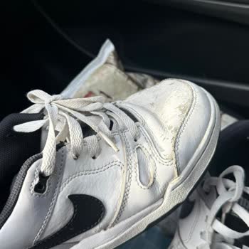 Nike Çocuk Ayakkabısının Yırtılması Ve Geciken İade