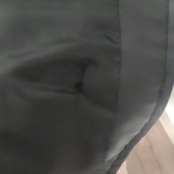 Etiketsiz Ve Yanlış Dikişli Deri Ceket Teslimatı İçin Hızlı Çözüm Talebi