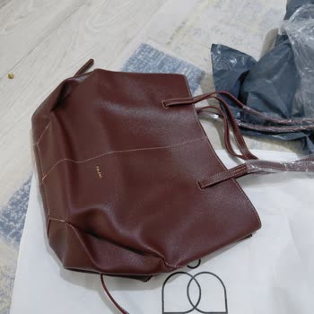 Hasarlı Çanta Ve Cevapsız İletişim Nedeniyle İade Talebi