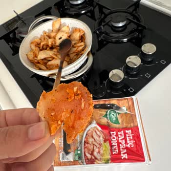 BİM Bgrill Piliç Dönerinde Çiğ Tavuk Parçaları Çıktı Ve Gıda Zehirlenme Korkusu