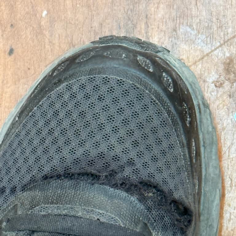 Garanti Süresi Geçse De Üretim Hatası Nedeniyle Ayakkabı İadesi Talebi