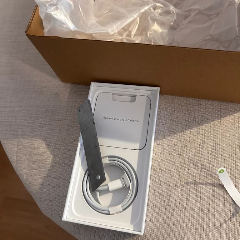 Trendyol Şüpheli Apple Telefonu Ve Kesici Alet İçeren Ürün İçin İade Süreci Gecikiyor!