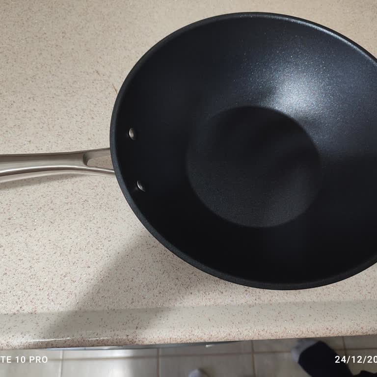 Karaca Elmas Parçacıklı Tava Kusurlu Geldi