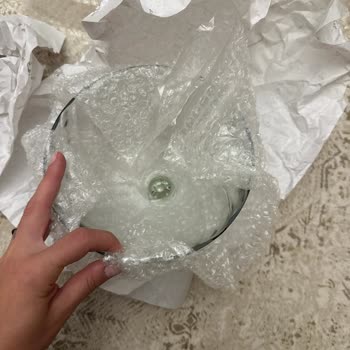 Cam Fanuslu Kek Standı Kırık Geldi; Paketleme Yetersiz Ve Kabul Edilemez