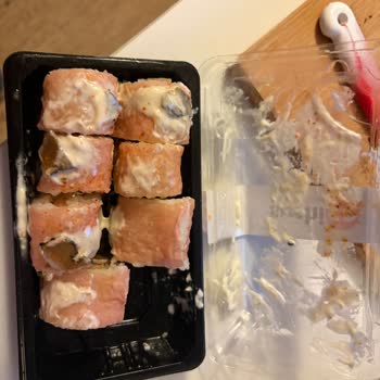 Kötü Tat Ve Şirketin Umursamaz Tutumu