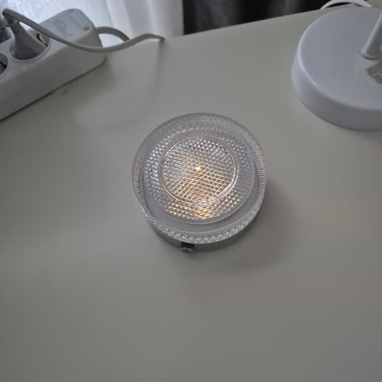 Şarjlı Abajurun 5 Ayda Kısık Işık Sorunu Ve Garanti Reddine İtiraz