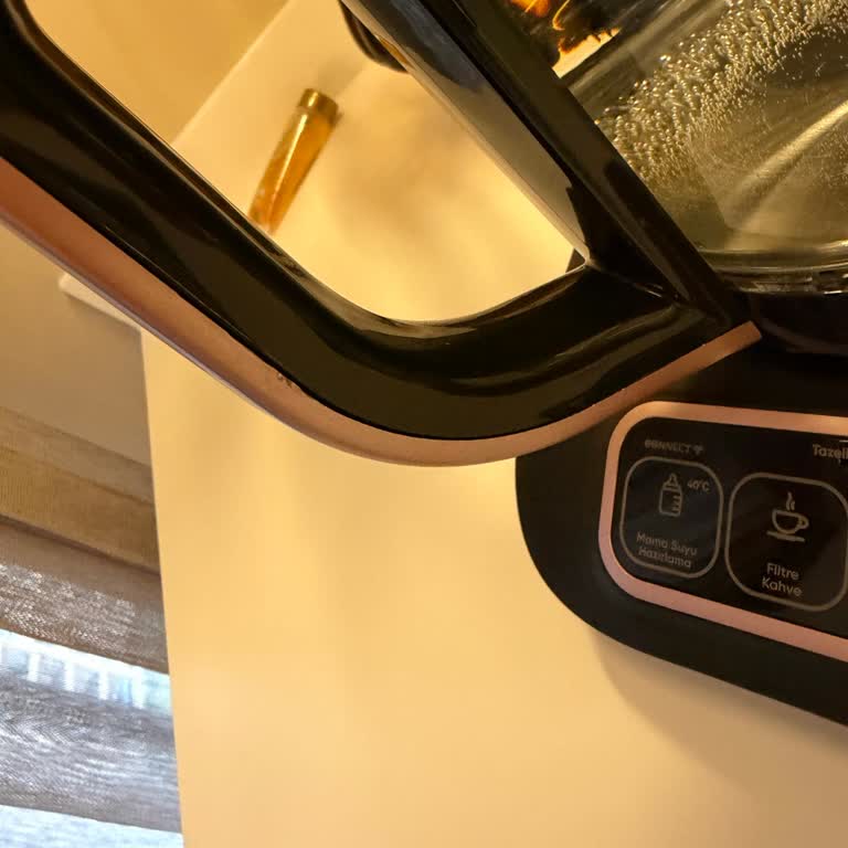 Karaca Robot Tea 4 In 1 Cihazında Tekrarlayan Arıza Ve Hasarlı Ürün Nedeniyle Ücret İadesi Talebi