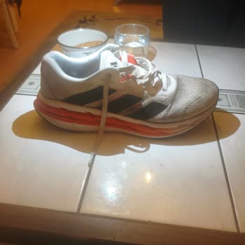 Adidas Adistar 3 Ayakkabısının Topuk Deformasyonu Ve Değişim Talebi