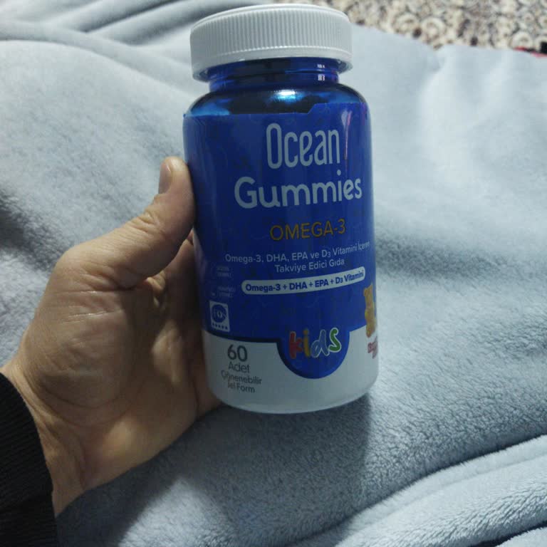 Orzax Ocean Gummies Omega 3 Kokusunun Aşırı Yoğunluğu Çocukta Mide Bulantısına Yol Açtı