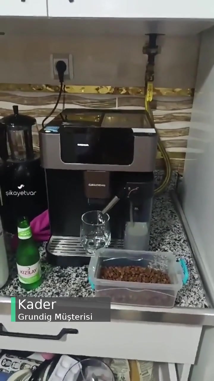 Grundig Makine Kendiliğinden Kapanıyor! videonun kapak resmi