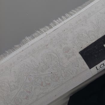 Cihan Halı Yıkama'da Ödenen Ücret Karşısında Halılarda Lekeler Çıkarılamadı