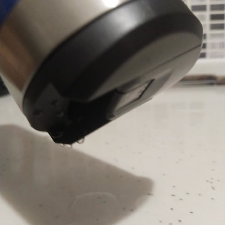 Stanley Termosunda Kapak Sızdırması Ve Garanti Dışı Tutumu