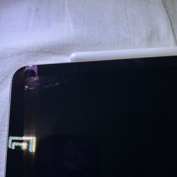 Media Markt'tan Çizikli İPad Teslimatı Ve Haksız Hasar Raporu Talebi