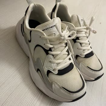 Skechers Ayakkabısının Topuk İç Kumasındaki Erken Deformasyon