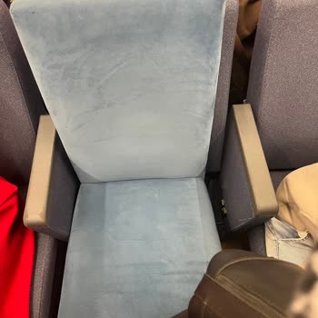 Kırık Koltuk İzleme Konforunu Bozdu Bilet İadesi Gerekiyor