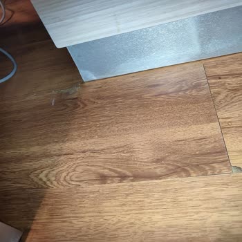 Arçelik Bulaşık Makinesi Servis Hatası Nedeniyle Laminat Zararına Karşı Sorumluluk İstiyorum