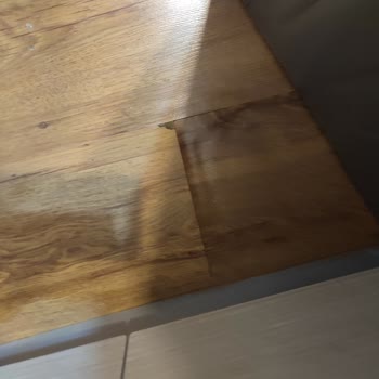 Arçelik Bulaşık Makinesi Servis Hatası Nedeniyle Laminat Zararına Karşı Sorumluluk İstiyorum