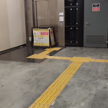 Aylarca Çözülmeyen Yürüyen Merdiven Ve Asansör Arızası Yeşilpınar İstasyonunu Mağdur Ediyor