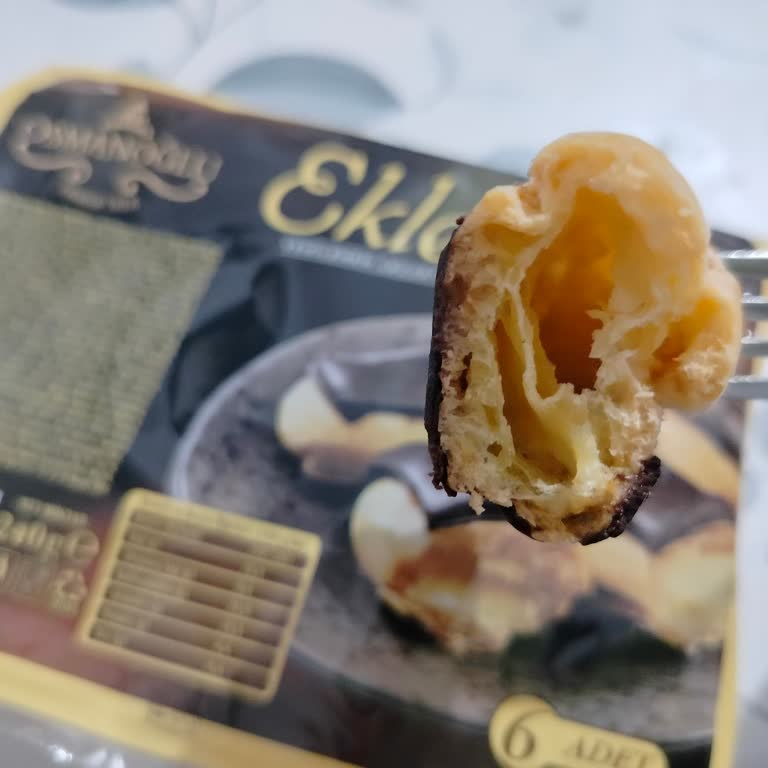 BİM'de Kremasız Ve Bayat Ekler Üzerine Şikayet