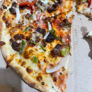 Eksik Mozzarella Peynirli Pizza İçin Yeniden Gönderim Talebi