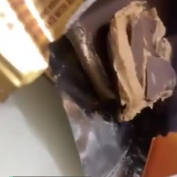 Kahve Dünyası Tambol Bademli Krokanlı Çikolata