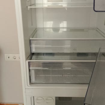 Garanti Kapsamındaki Buzdolabında Yetkili Servisin Aşırı Ücret Talebi Ve Uzun Çözüm Süreci