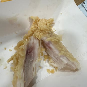 Kavacık Popeyes Şubesinde Hijyen Ve Personel Tutumlarıyla İlgili Şikayet